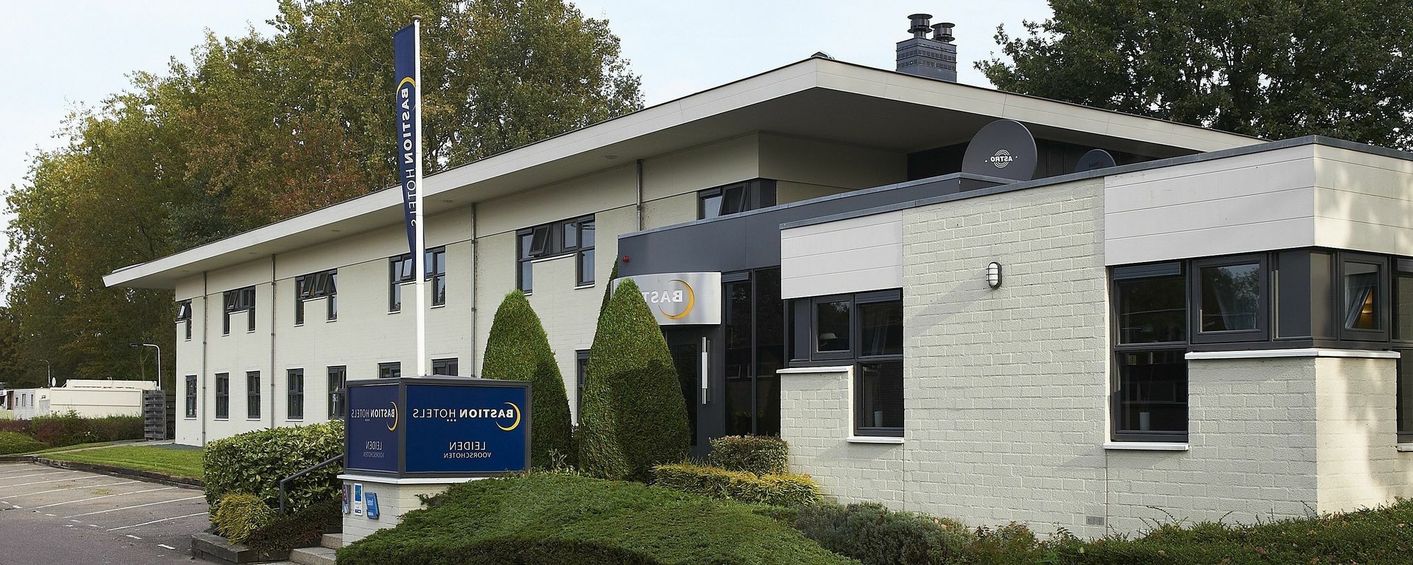 Bastion Hotel Leiden Voorschoten Exteriör bild